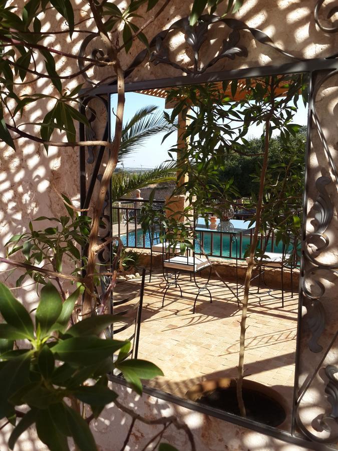 Parfums D'Etoiles Hotell Aguerd  Exteriör bild